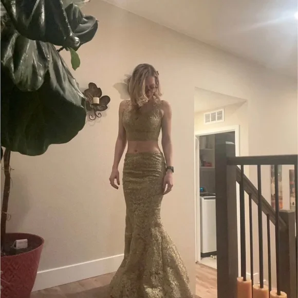 Sherri Hill Gold Lace Two-Piece Prom Dress - Picture 4 of 6